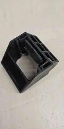 BMW 5 E60 E61 Radiator mount bracket 17117519271