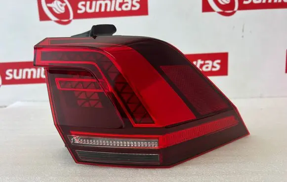 Volkswagen Tiguan Rear/tail lights 5NA945208F 2SD01252102 00850979