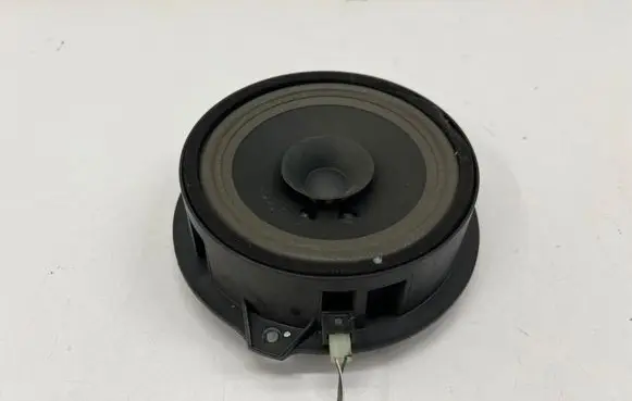 MG ZS Front door speaker 10471423