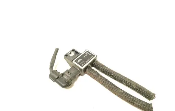 BMW 1 F20 F21 Exhaust pressure sensor 8570686