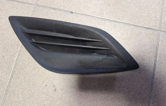 Volvo S60 Front bumper lower grill 31290979