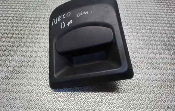 Iveco Daily 30.8 - 9 Front door exterior handle 99489590
