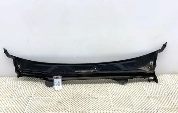 BMW 5 G30 G31 G38 Wiper trim 7388714