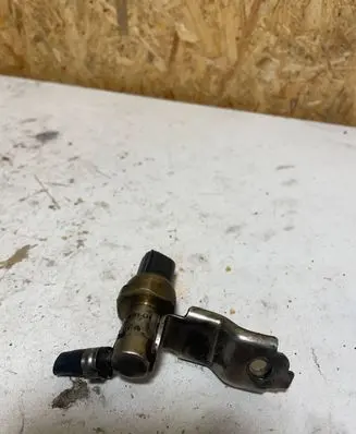 Fuel pressure sensor