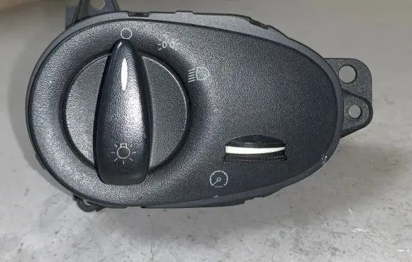 Ford Focus Light switch 98AG13A024EF 04052544 000524B