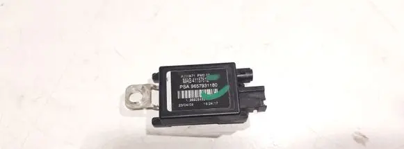 Peugeot 207 Aerial antenna amplifier 9657931180