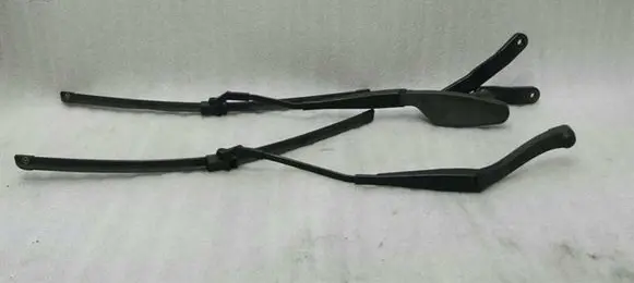 Mercedes-Benz E C207 W207 Windshield/front glass wiper blade A2078200544 A2078200644