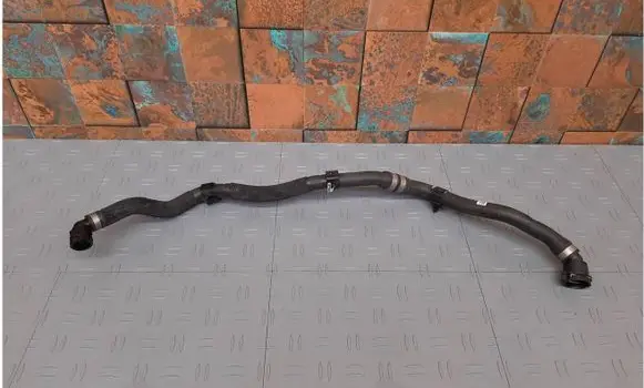 BMW X6 G06 Engine coolant pipe/hose 9845644 17129845644