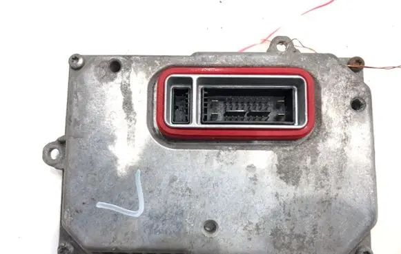 Volkswagen PASSAT CC Voltage converter/converter module 1K0941329