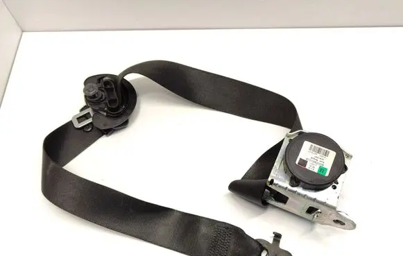 BMW 5 F10 F11 Front seatbelt 610126200B 110217