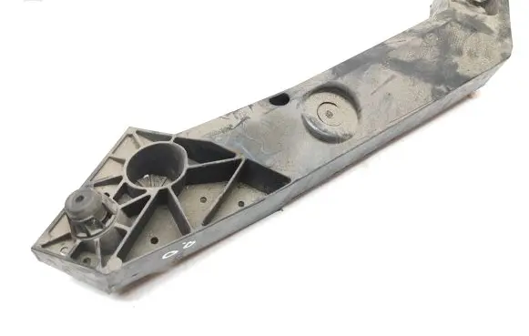 Renault Trafic III (X82) Radiator support slam panel bracket 625001299R