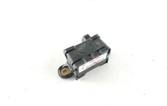 SsangYong Kyron ESP acceleration yaw rate sensor 4896009000 06211702743 C475J01MNT