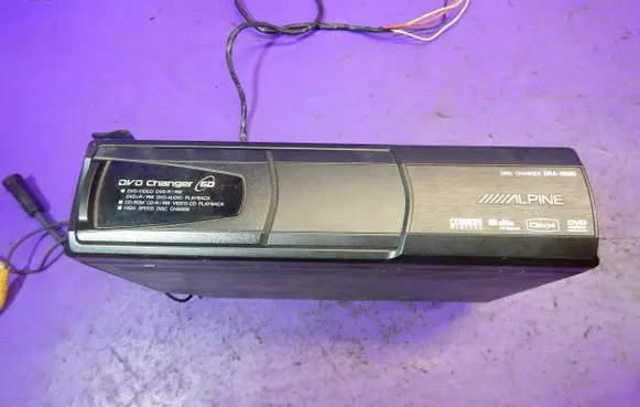 Audi A8 S8 D3 4E CD/DVD changer DHA-S690