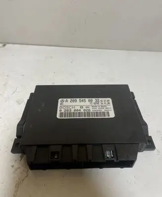 Mercedes-Benz CLK A209 C209 Parking PDC control unit/module A2095450032 2095450032