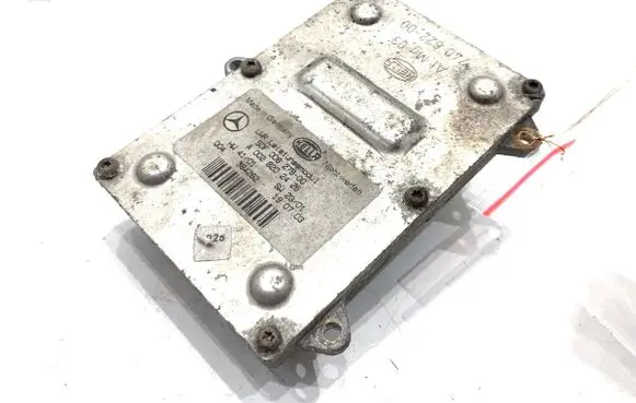 Mercedes-Benz E W211 Voltage converter/converter module 5DF008279
