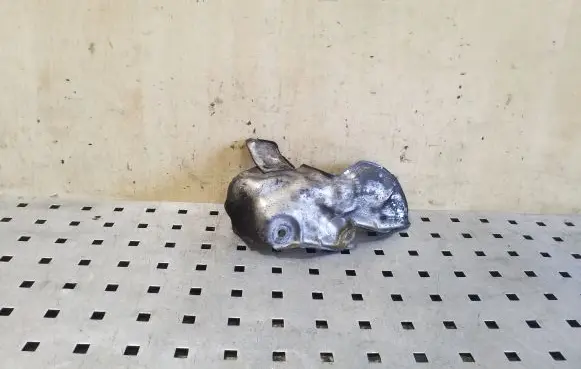 Nissan X-Trail T32 Other engine bay part 147187092R
