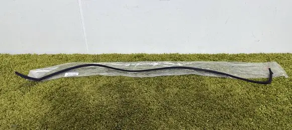 Toyota Auris E180 Rubber seal tailgate window/glass 75575-02060