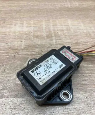 Mercedes-Benz E W211 ESP acceleration yaw rate sensor A0025426618 0265005246