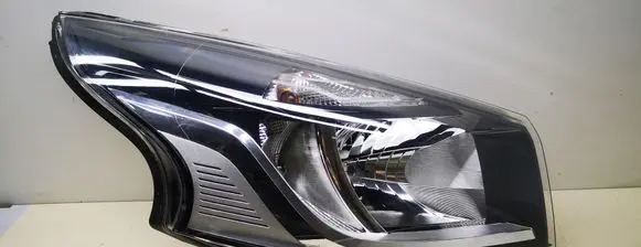 Renault Trafic III (X82) Headlight/headlamp 260109424R