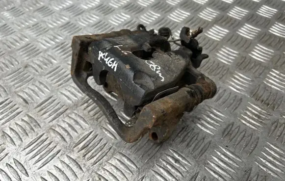 Ford Kuga I Rear brake caliper
