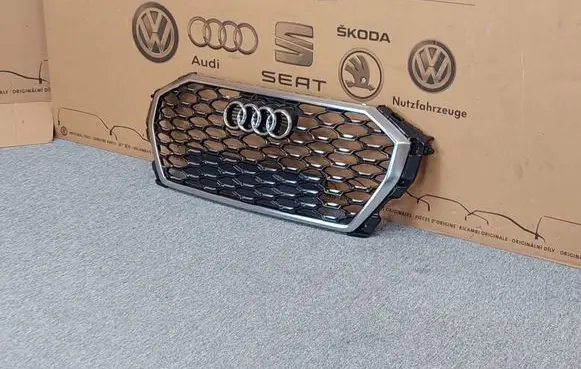 Audi Q3 F3 Front bumper upper radiator grill 83F853651BRN4 83F853651B 83F853651C