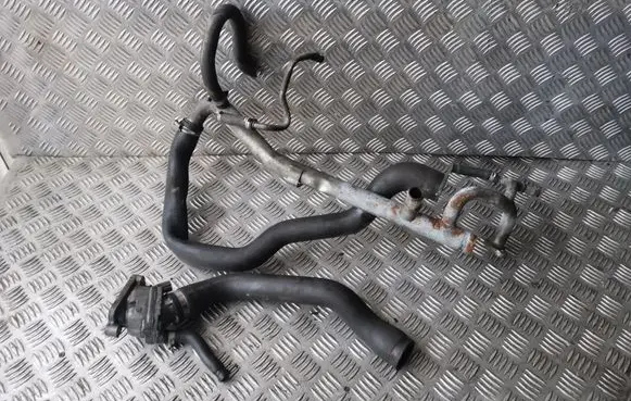 Volvo XC90 Engine coolant pipe/hose 08649741 08674873 30650469
