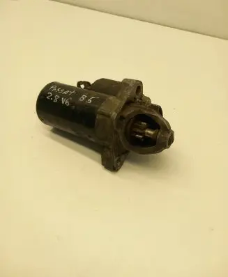 Volkswagen PASSAT B5 Starter motor 078911023