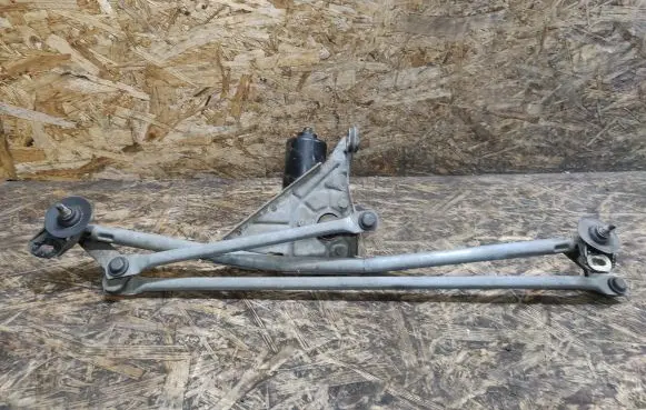 Front wiper linkage