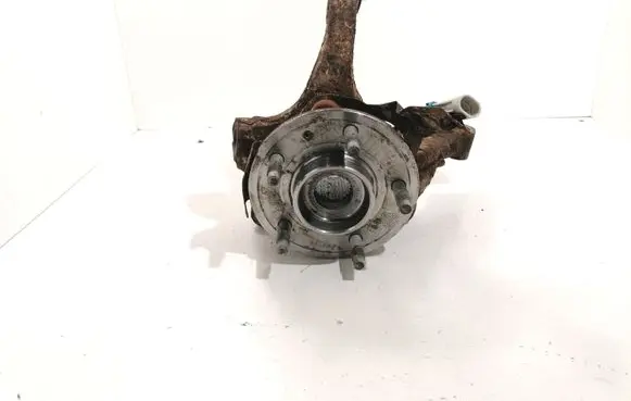 Chevrolet Captiva Front wheel hub spindle knuckle