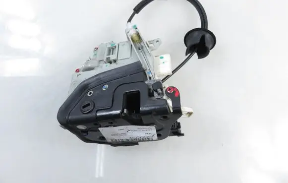 Audi A4 S4 B8 8K Rear door lock 8K0839015C