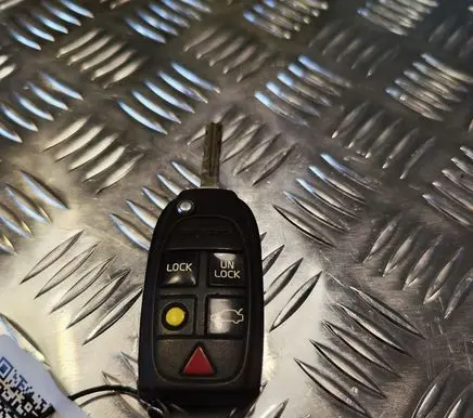 Volvo XC90 Ignition key/card 8626557
