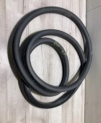 DS Automobiles 3 Crossback Front door rubber seal 982450