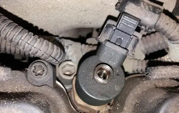 Fiat Stilo Fuel injector 0445110068