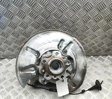 BMW 5 G60 G61 Rear wheel hub 6898367 6899153