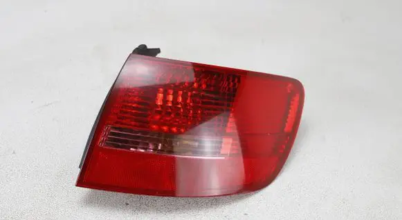 Audi A6 S6 C6 4F Rear/tail lights 89036915 89037058