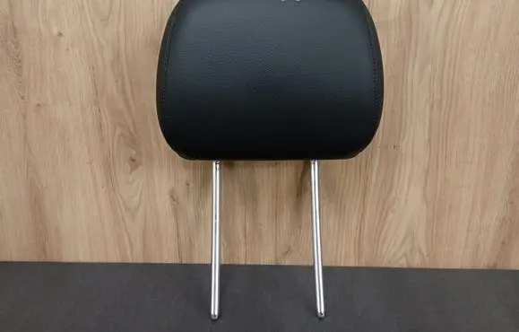 Mercedes-Benz B W246 W242 Front seat headrest 