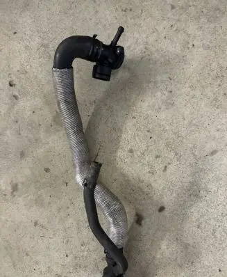Volkswagen Scirocco Engine coolant pipe/hose 06J1211326