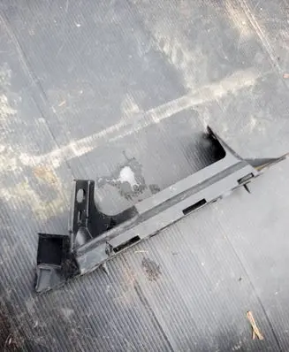 Seat Ibiza IV (6J,6P) Front bumper mounting bracket 6j0807183