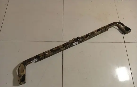 Volkswagen PASSAT B6 Rear bumper mounting bracket 3C5807863