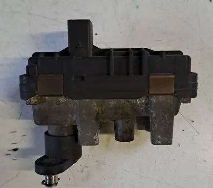 BMW 3 E90 E91 Turbine electric control actuator 4933519411