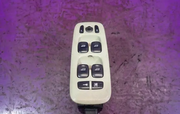 Volvo S60 Quarter vent window switch 