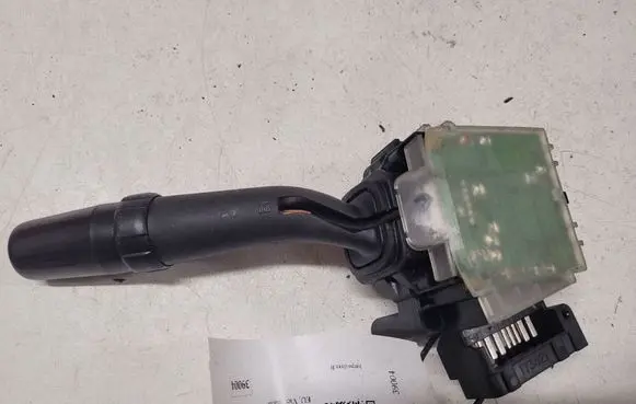 Toyota Corolla Verso AR10 Wiper control stalk 8465205170