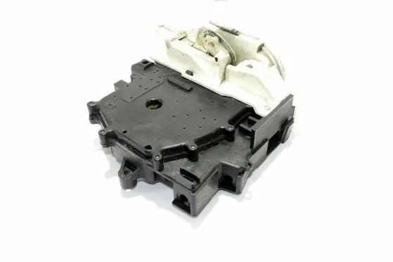 Citroen C-Crosser Front door lock