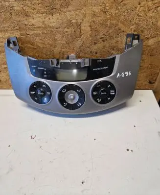 Toyota RAV 4 (XA30) Climate control unit 5590042240 4559442060