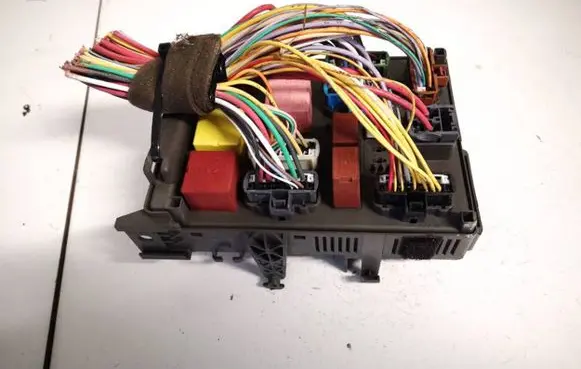 Renault Espace - Grand espace IV Fuse box set 8200447435 518832118