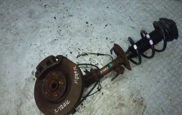 Nissan X-Trail T31 Front wheel hub spindle knuckle