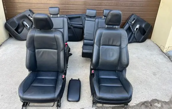 Toyota RAV 4 (XA40) Seat set 