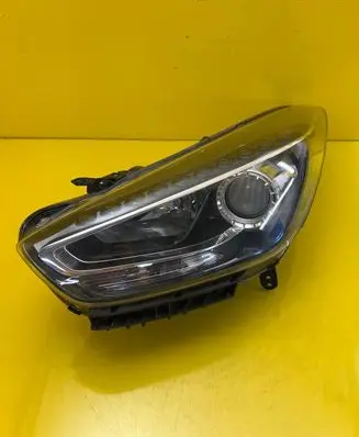Hyundai i40 Headlight/headlamp 92101-3Z530