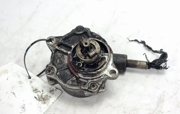 Mercedes-Benz Sprinter W901 W902 W903 W904 Vacuum pump A6112300265