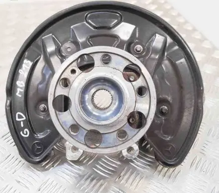 Mercedes-Benz E W213 Rear wheel hub A2113560000
